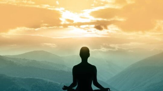 Méditation à Lausanne et à Genève : Cultiver la Pleine Conscience pour une Vie Équilibrée