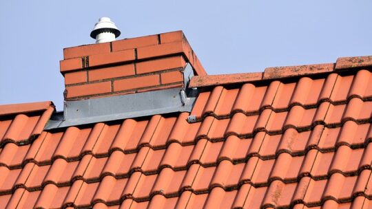 Combien coûtent généralement les travaux de toit réalisés par un couvreur ?